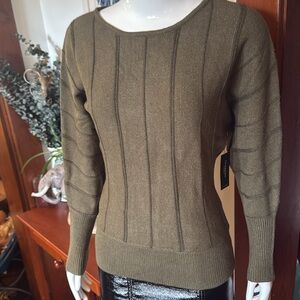 NWT Liverpool size XS super soft Olive Green Women's Sweater